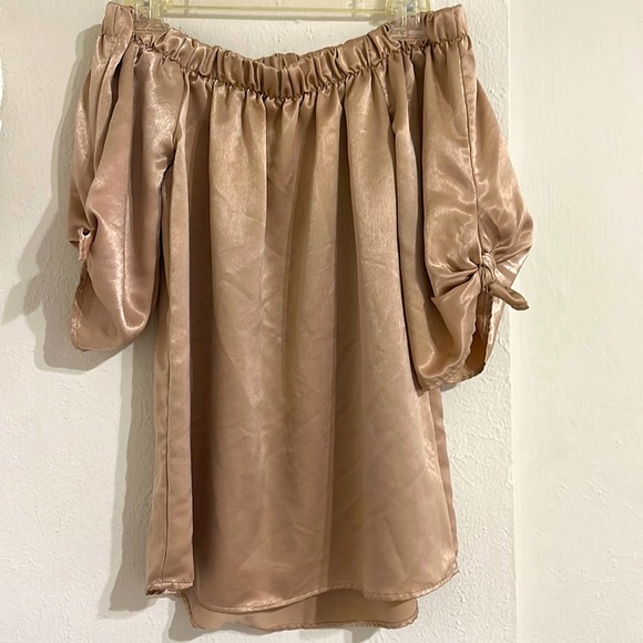 off shoulder satin top - Picture 1 of 2